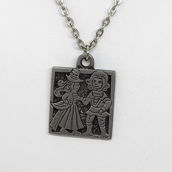 Vintage‎ TYR SWEDEN pendant Necklace - Picture 2 of 6